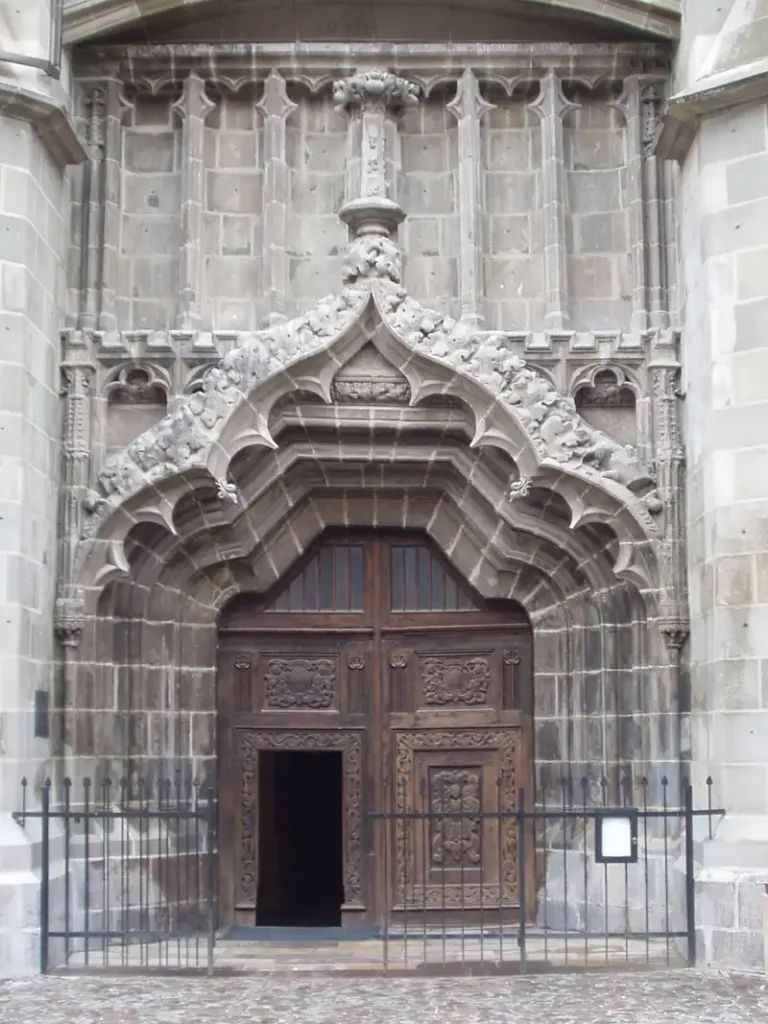 West gate of Black Church, Brosov